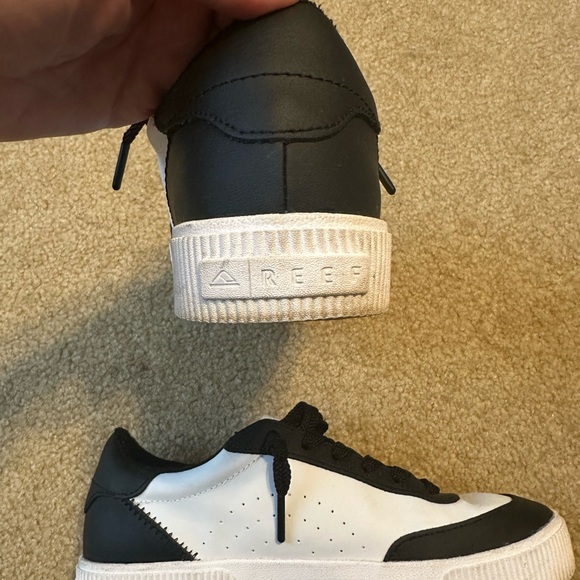 Reef Lay Day Seas Women’s Leather Sneakers size 8 - Picture 4 of 10